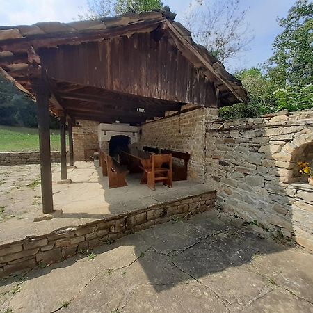 Къща За Гости Иван Карадимитров Bozhentsi Exterior foto