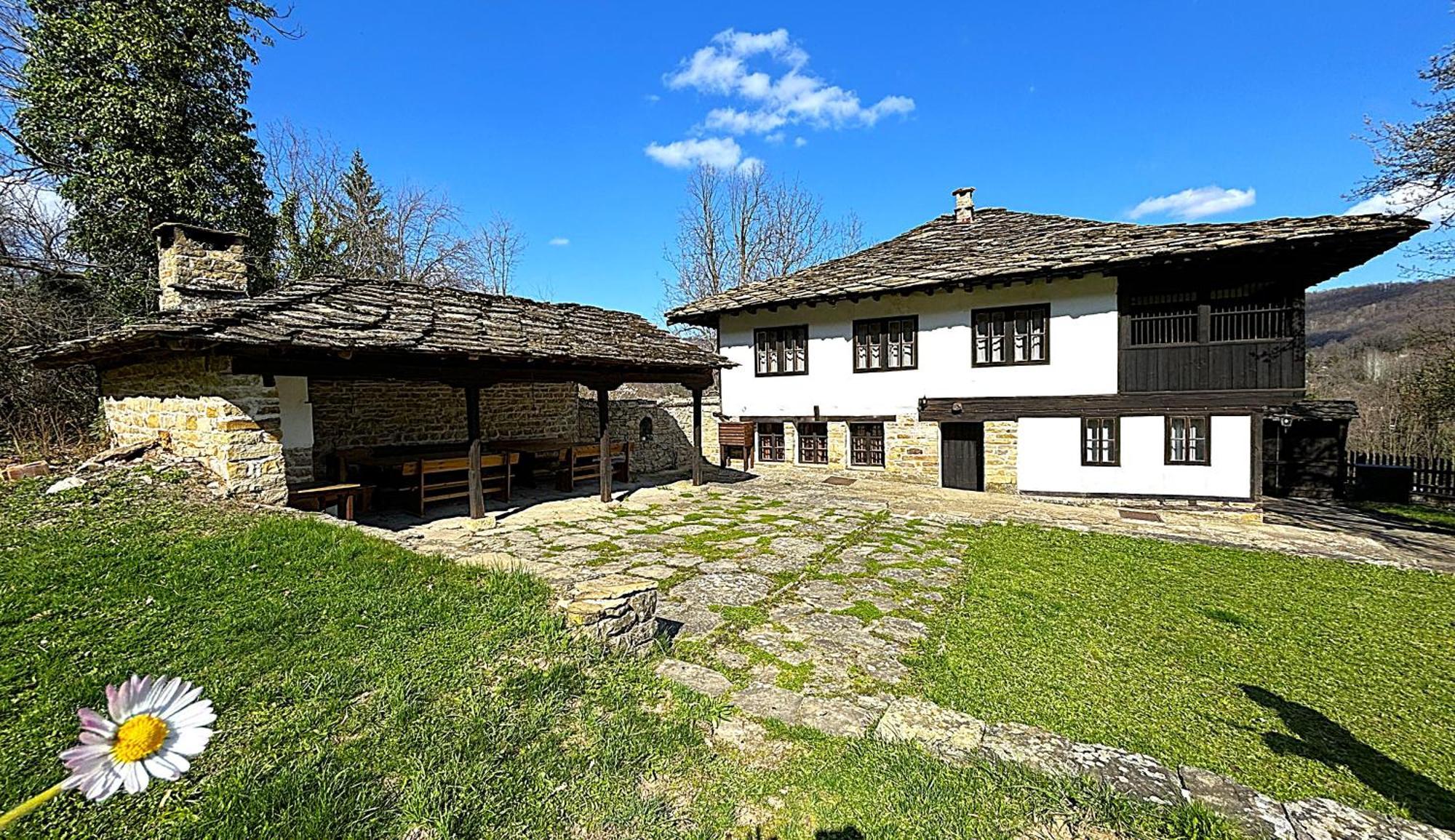 Къща За Гости Иван Карадимитров Bozhentsi Exterior foto